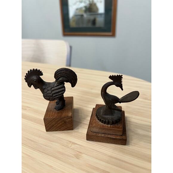 Alva Museum Studios Vintage Reproduction Figurine Rooster & Road Runner Set - Picture 2 of 8